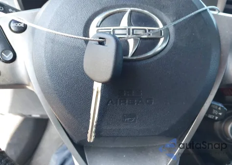 2013 Scion Tc z USA, uszkodzony, nr VIN JTKJF5C7XD3055870